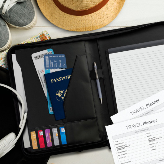 Covent Travel Case Portfolios Feature Open